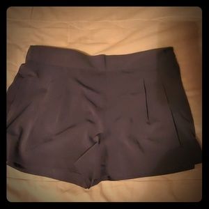 Large blue/grey shorts with pockets